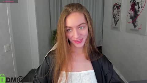 agnes wells online show from 10-21-25, 09:21