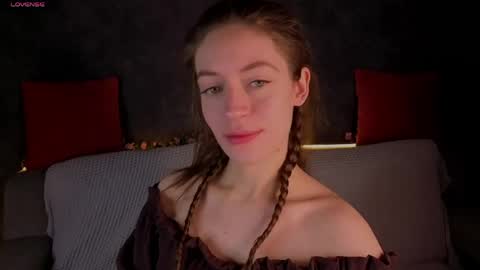 agnes wells online show from 05-11-26, 03:01