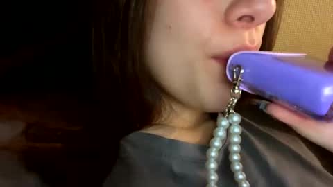 Agnes online show from 11-29-25, 10:07