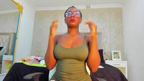 Agnes Bailey online show from 03-05-25, 09:37