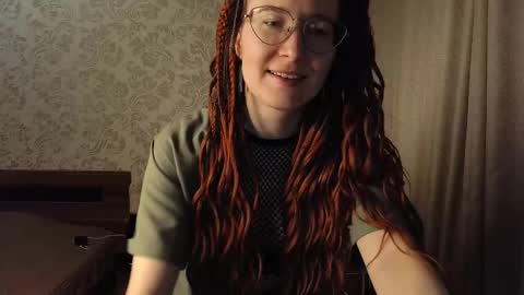 Snapshot of agnesgraham chatting on 10-13-25, 05:57 Agnes online show from 10-13-25, 05:57