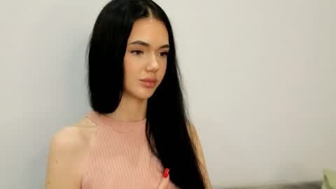 agness_leas online show from 05-10-26, 07:19