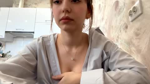 Elizabeth online show from 02-01-26, 04:55