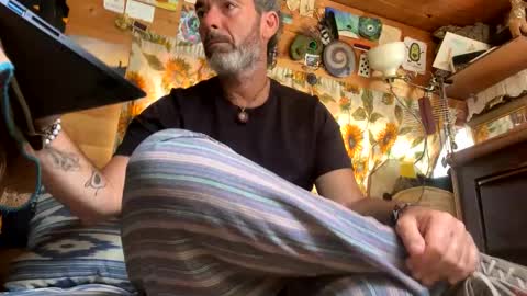 Juan online show from 03-04-25, 12:01