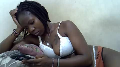 aguas online show from 11-21-25, 03:44