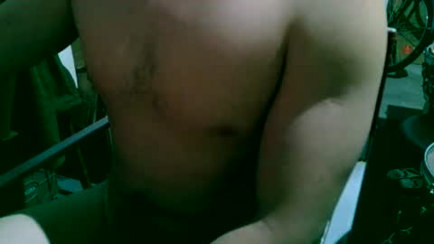 Snapshot of agustin_p chatting on 08-10-26, 04:05 agustin_p online show from 08-10-26, 04:05