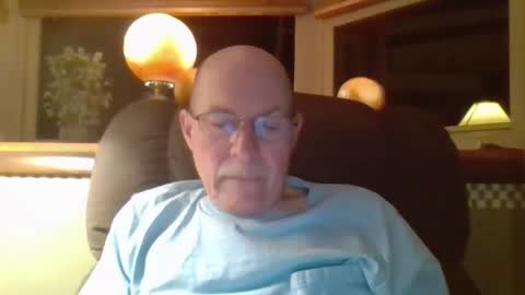 aguynrkfrd online show from 04-03-26, 08:56