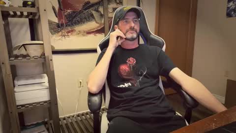 AhShucks online show from 05-01-26, 04:06