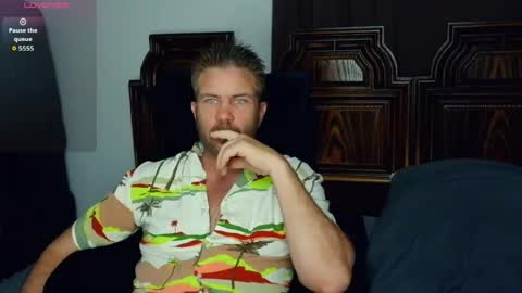 Snapshot of ahardman10 chatting on 04-04-26, 01:15 Blue Eyed Handsome Man online show from 04-04-26, 01:15