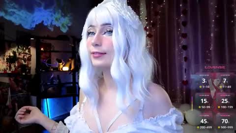 Snapshot of ahegame chatting on 03-09-26, 03:05 Coraline online show from 03-09-26, 03:05