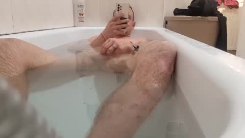 Snapshot of ahim30 chatting on 12-11-24, 09:45 Ahim30 online show from 12-11-24, 09:45