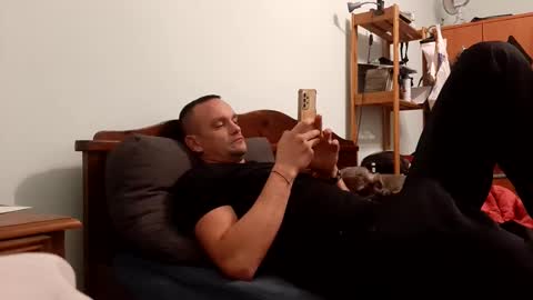 Snapshot of ahim30 chatting on 11-20-25, 12:49 Ahim30 online show from 11-20-25, 12:49