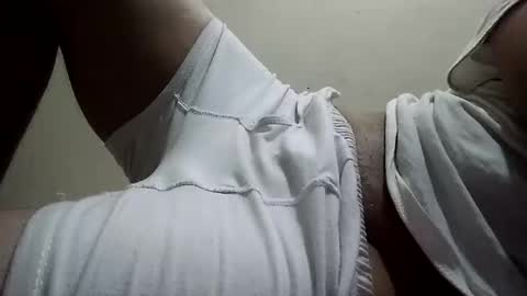 ahmed1235698 online show from 11-07-25, 10:21