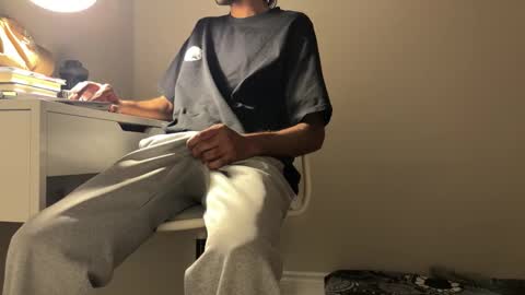 Dylan online show from 01-18-26, 03:10