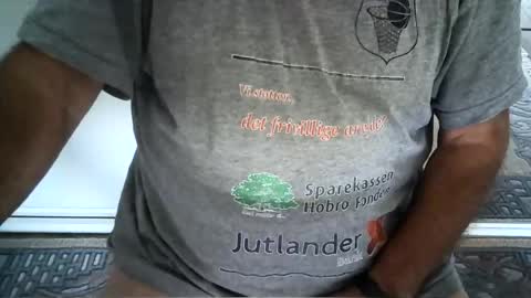 Snapshot of ahmole chatting on 06-15-26, 07:32 Ole online show from 06-15-26, 07:32