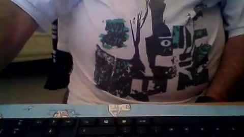 Snapshot of ahmole chatting on 07-27-26, 01:07 Ole online show from 07-27-26, 01:07
