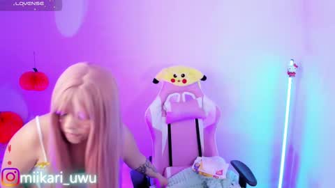 Ahri help me get to 100  online show from 10-07-25, 03:36