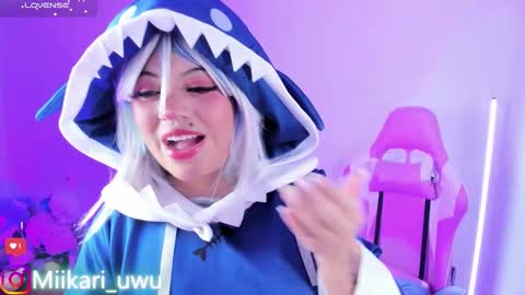 Snapshot of ahri_elderwood chatting on 12-23-25, 05:05 Ahri help me get to 100 online show from 12-23-25, 05:05