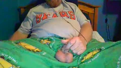 Snapshot of ahrnycumtoy chatting on 01-11-25, 08:22 hrnycummer online show from 01-11-25, 08:22