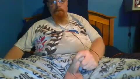 Snapshot of ahrnycumtoy chatting on 09-13-25, 05:40 hrnycummer online show from 09-13-25, 05:40