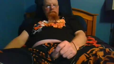 hrnycummer online show from 11-24-25, 06:35