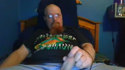 Snapshot of ahrnycumtoy chatting on 03-13-26, 06:20 hrnycummer online show from 03-13-26, 06:20