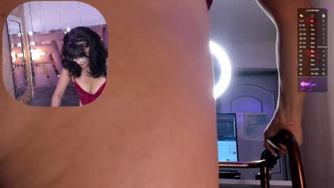 Snapshot of ahytana chatting on 01-14-25, 04:25 Ahytana online show from 01-14-25, 04:25