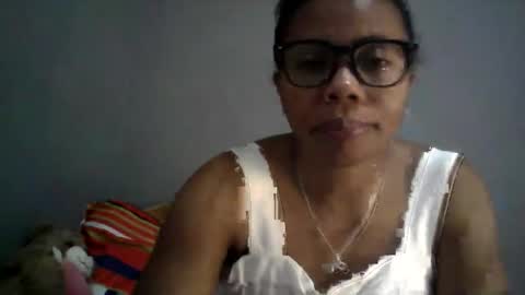 Aicha boobs online show from 04-19-26, 06:43