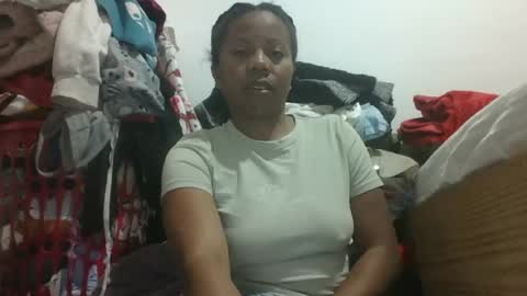 Aicha boobs online show from 07-07-26, 06:45