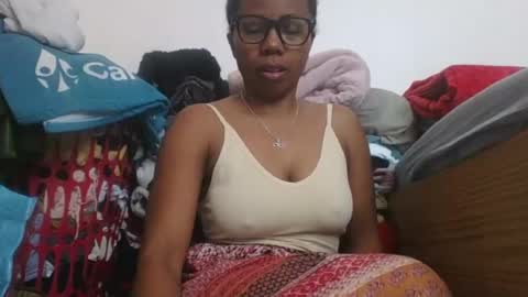 Aicha boobs online show from 07-29-26, 07:17