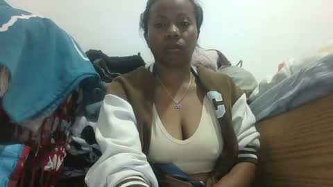 Aicha boobs online show from 07-30-26, 02:21