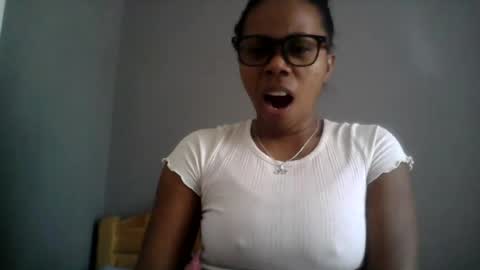 Aicha boobs online show from 07-31-26, 08:25