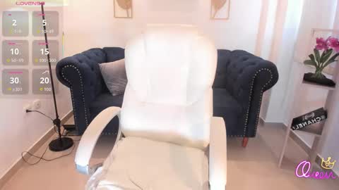 AIDA ADAMS online show from 02-25-26, 12:37