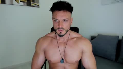 aidandark0 online show from 09-28-25, 02:22