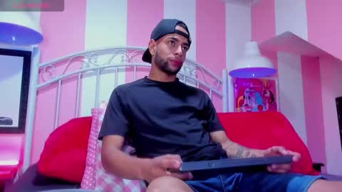 --- Aiden --- online show from 02-10-26, 04:16