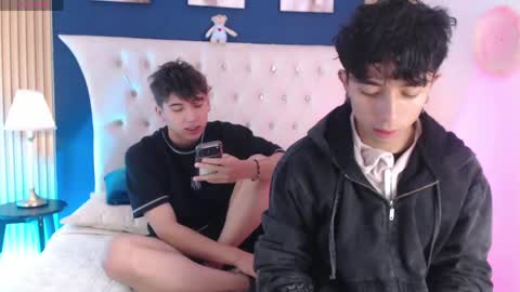 Aiden online show from 05-06-26, 12:54