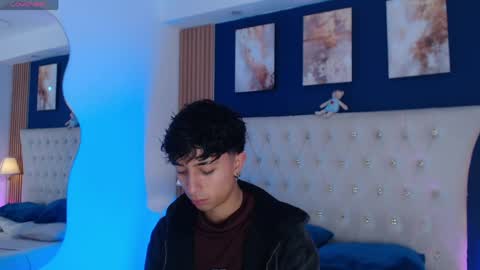 Aiden online show from 05-09-26, 12:54