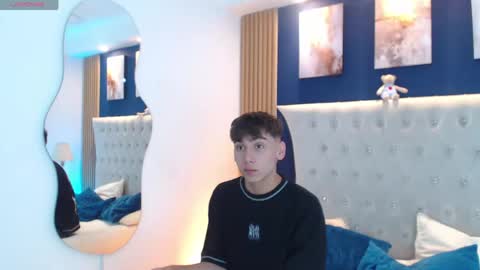 Aiden online show from 05-12-26, 01:08