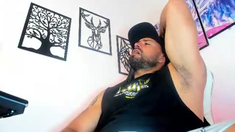 Snapshot of aidenbrites chatting on 07-18-26, 01:21 Aiden Brites online show from 07-18-26, 01:21