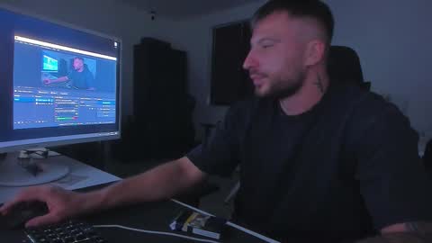 Aiden online show from 09-27-25, 03:50