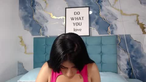 Ailyn online show from 04-20-26, 09:49