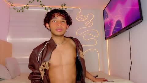 Aaron Winter online show from 09-20-25, 08:10