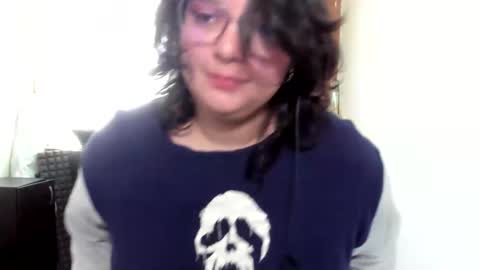 Snapshot of aikadreams chatting on 10-29-25, 01:57 Catalina online show from 10-29-25, 01:57