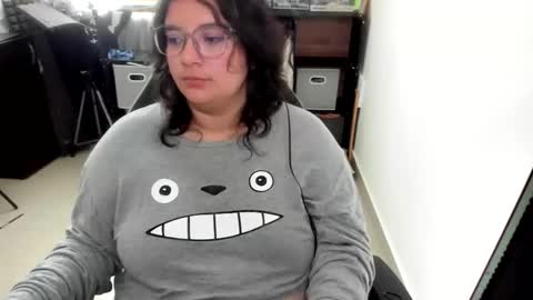 Snapshot of aikadreams chatting on 11-08-25, 04:29 Catalina online show from 11-08-25, 04:29