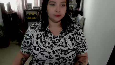 Catalina online show from 05-08-26, 02:33