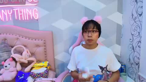 AikoLee online show from 01-22-25, 05:48