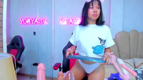 AikoLee online show from 01-22-25, 08:51