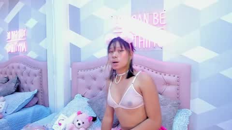 AikoLee online show from 02-18-25, 03:21