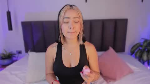 Snapshot of ailanacortes chatting on 02-28-26, 12:06 ailanacortes online show from 02-28-26, 12:06