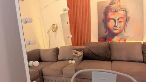 Alisson online show from 11-28-25, 07:49